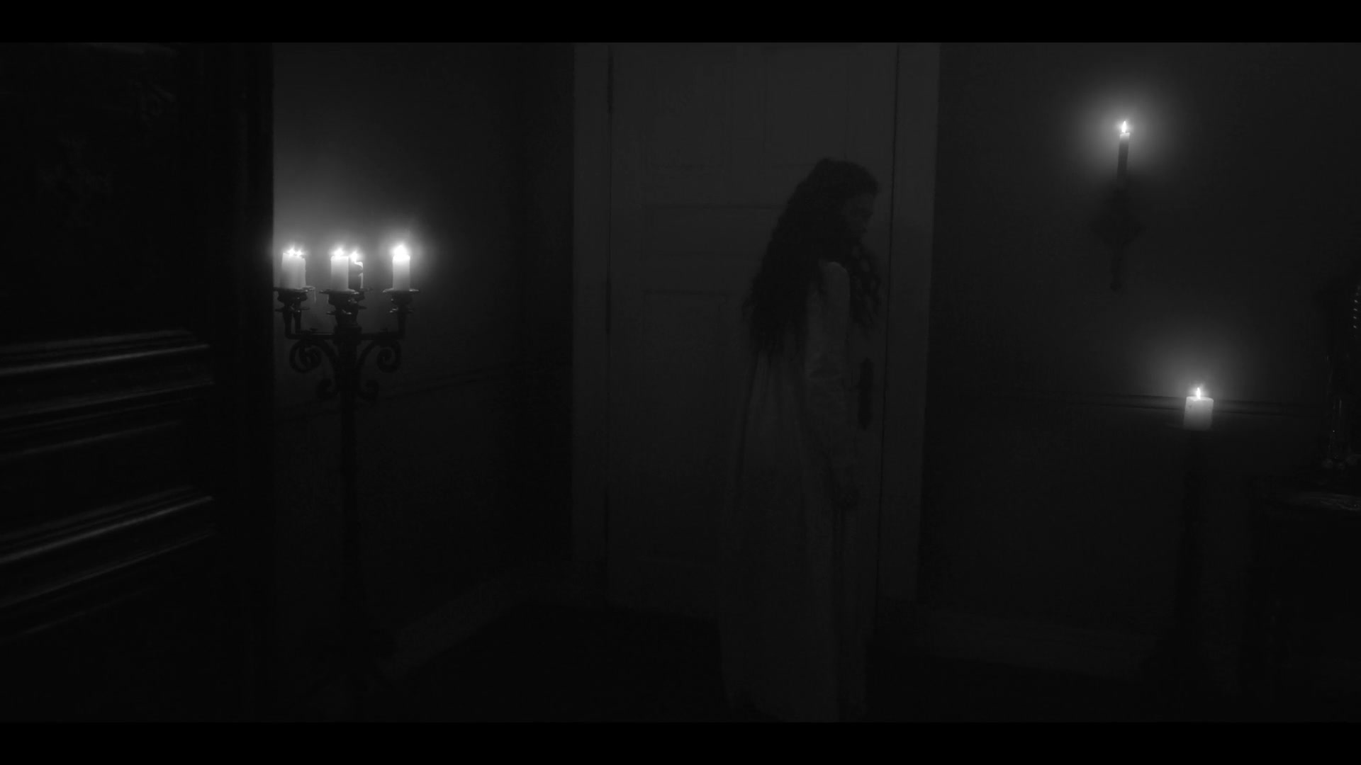 THOBM1x08_0412.jpg THOBM1x08_0412.jpg