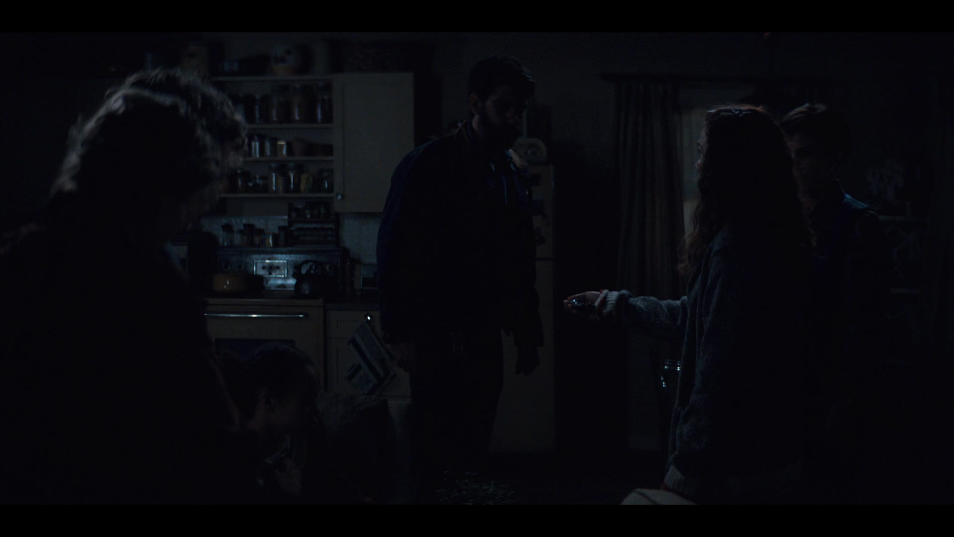 MidnightMass1x07_0035.jpg MidnightMass1x07_0035.jpg