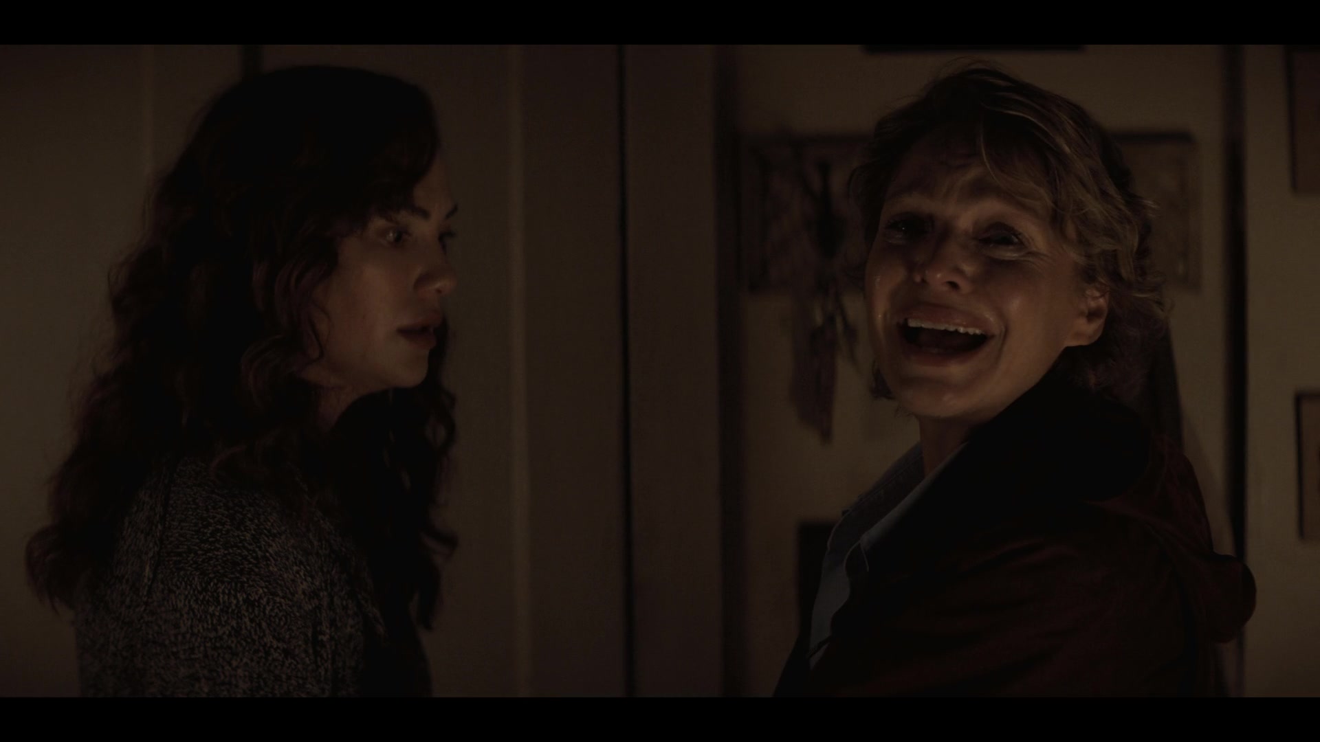 MidnightMass1x07_0078.jpg MidnightMass1x07_0078.jpg