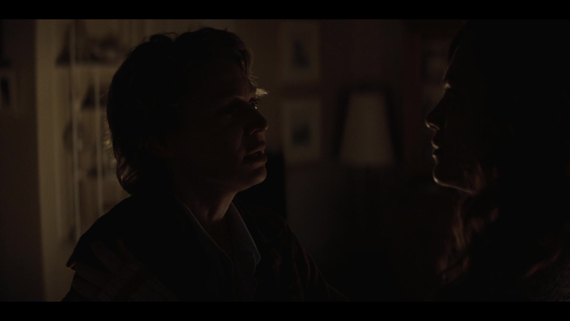 MidnightMass1x07_0080.jpg MidnightMass1x07_0080.jpg