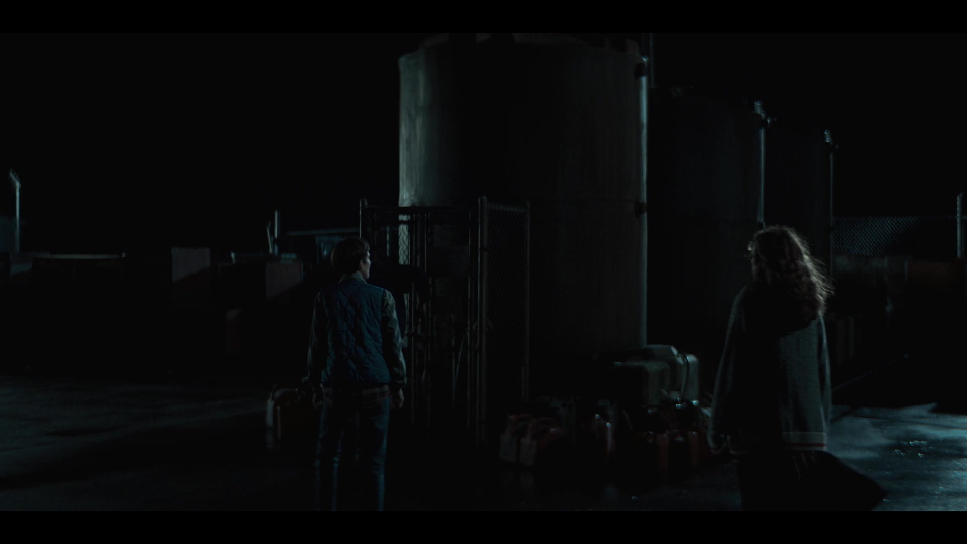 MidnightMass1x07_0117.jpg MidnightMass1x07_0117.jpg