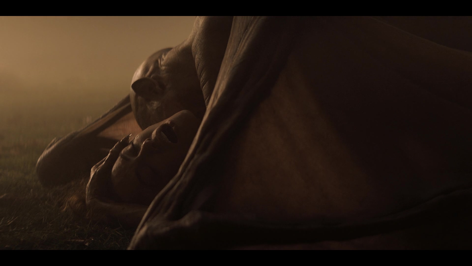 MidnightMass1x07_0149.jpg MidnightMass1x07_0149.jpg