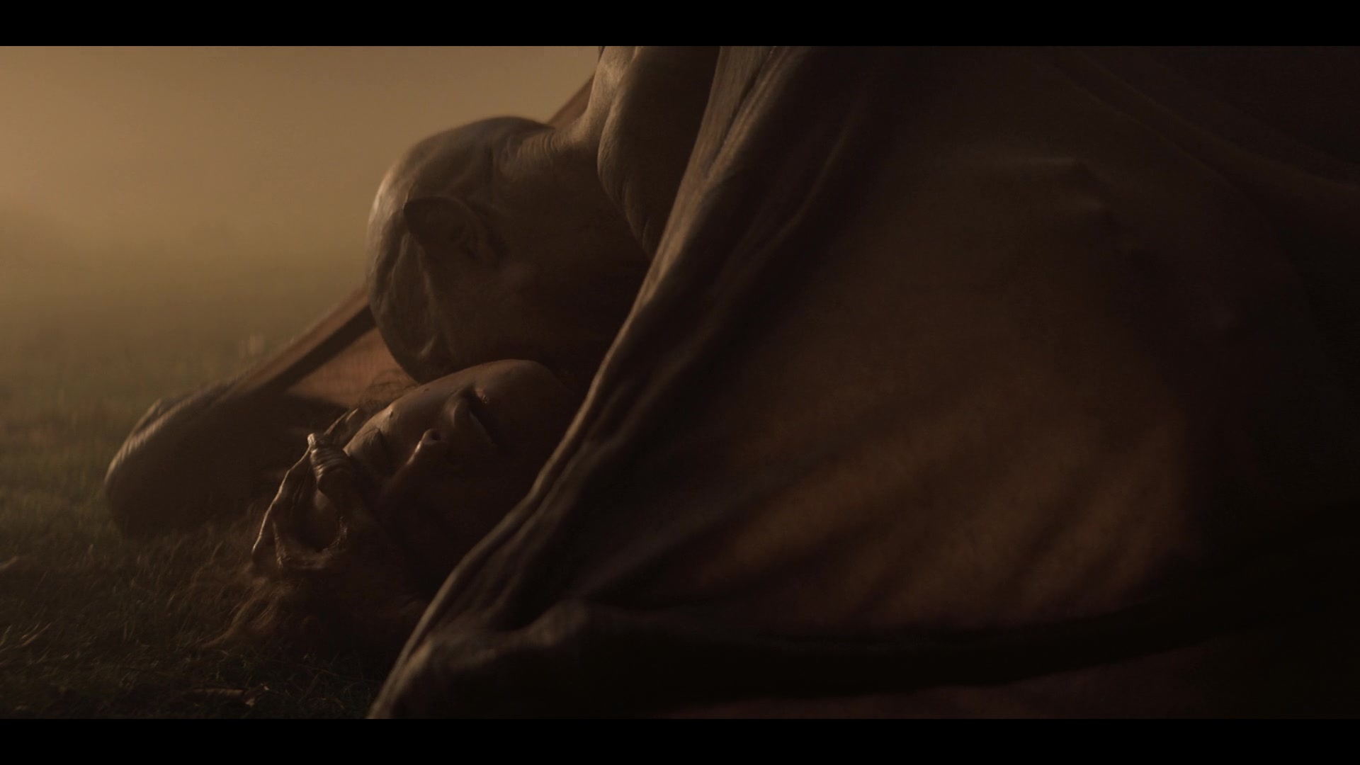 MidnightMass1x07_0150.jpg MidnightMass1x07_0150.jpg