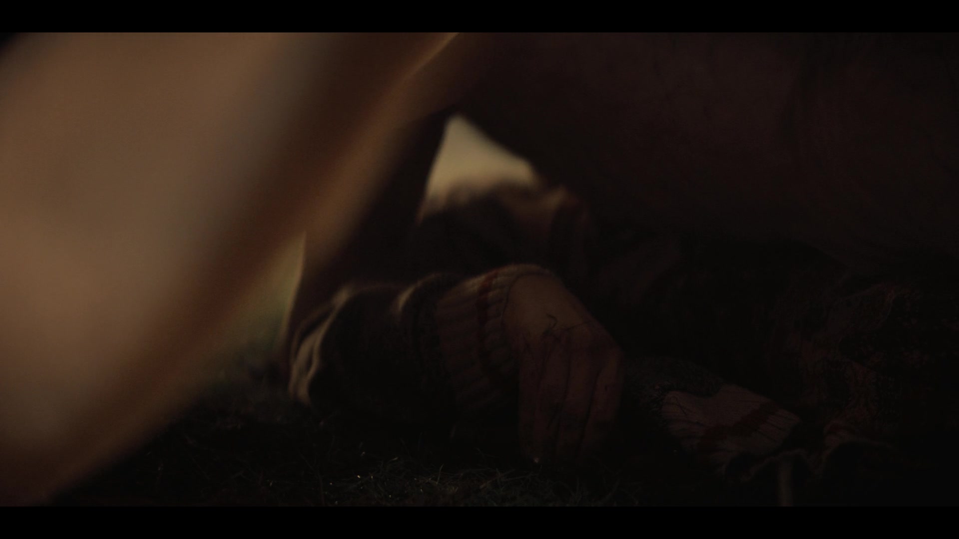 MidnightMass1x07_0155.jpg MidnightMass1x07_0155.jpg