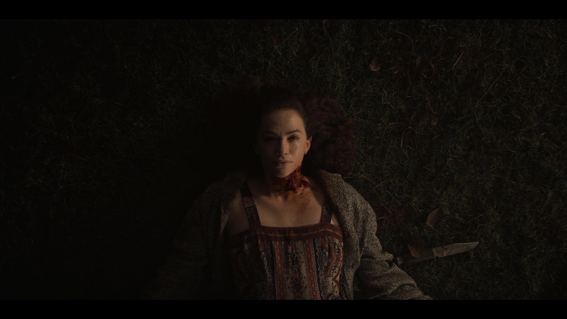 MidnightMass1x07_0234.jpg MidnightMass1x07_0234.jpg