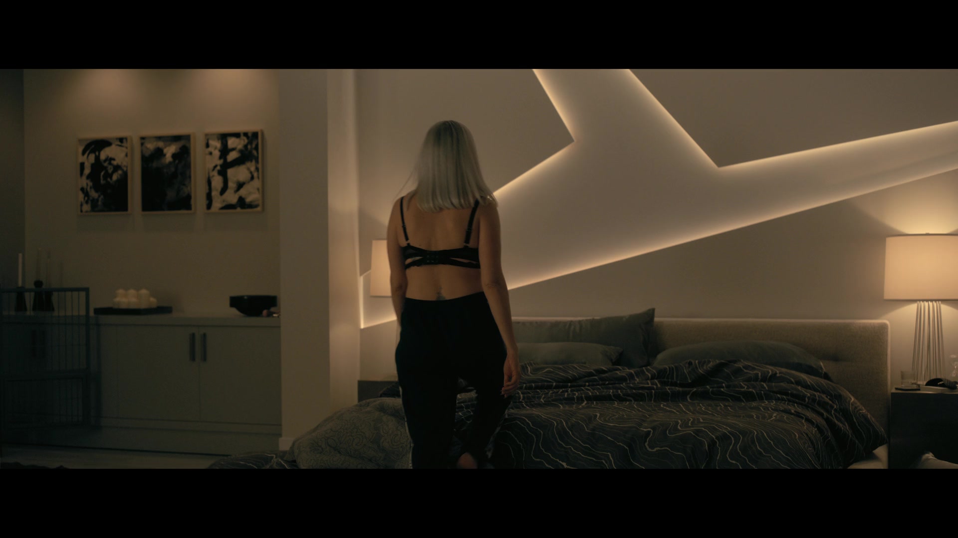 TFOTHOU1x03_0202.jpg TFOTHOU1x03_0202.jpg