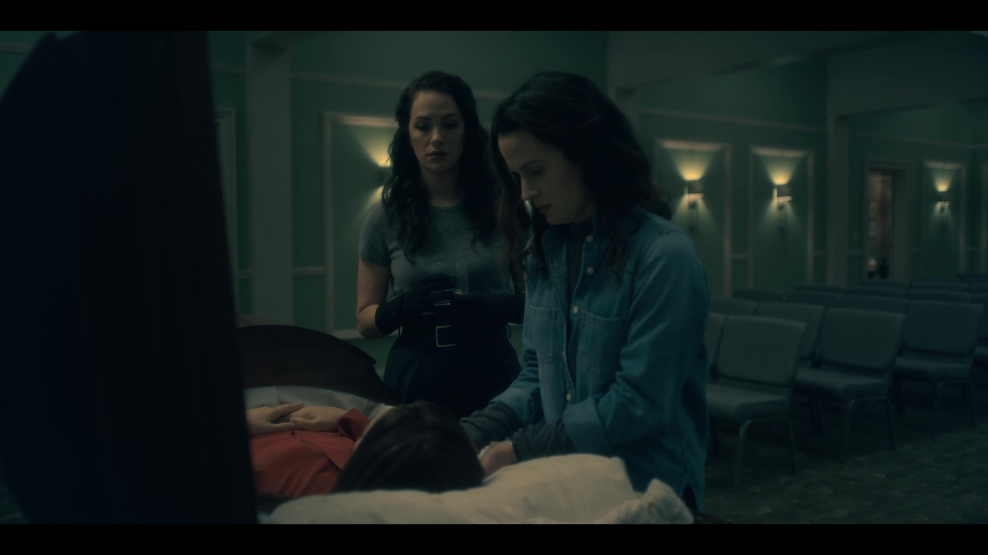 THOHH1x06_0001.jpg THOHH1x06_0001.jpg