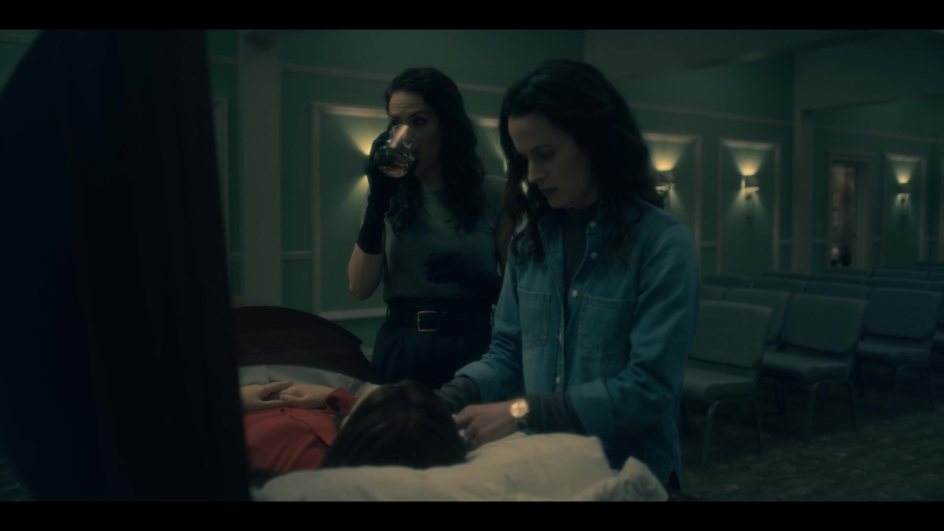 THOHH1x06_0004.jpg THOHH1x06_0004.jpg