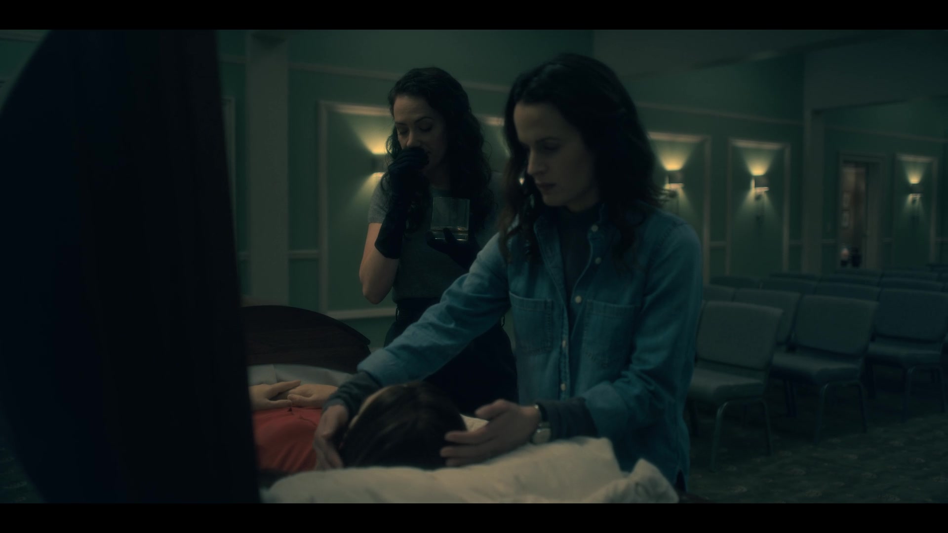 THOHH1x06_0005.jpg THOHH1x06_0005.jpg