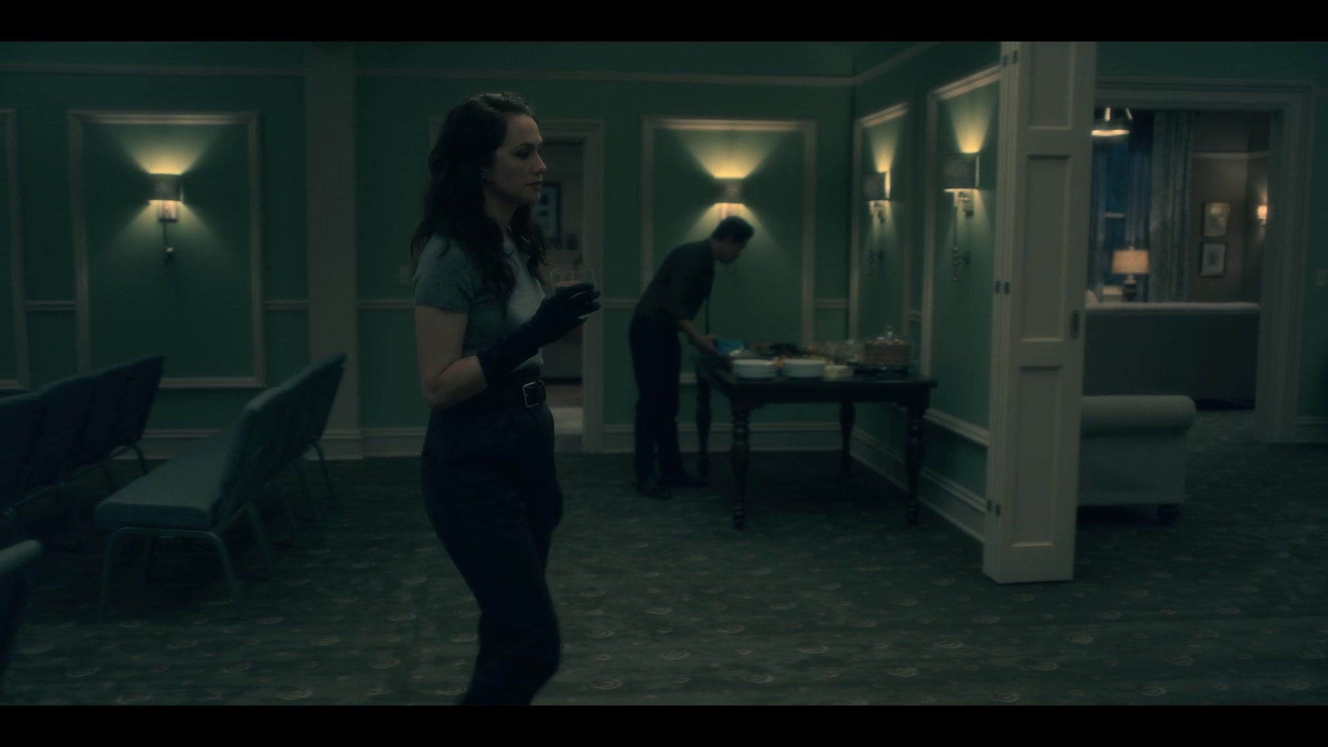 THOHH1x06_0020.jpg THOHH1x06_0020.jpg