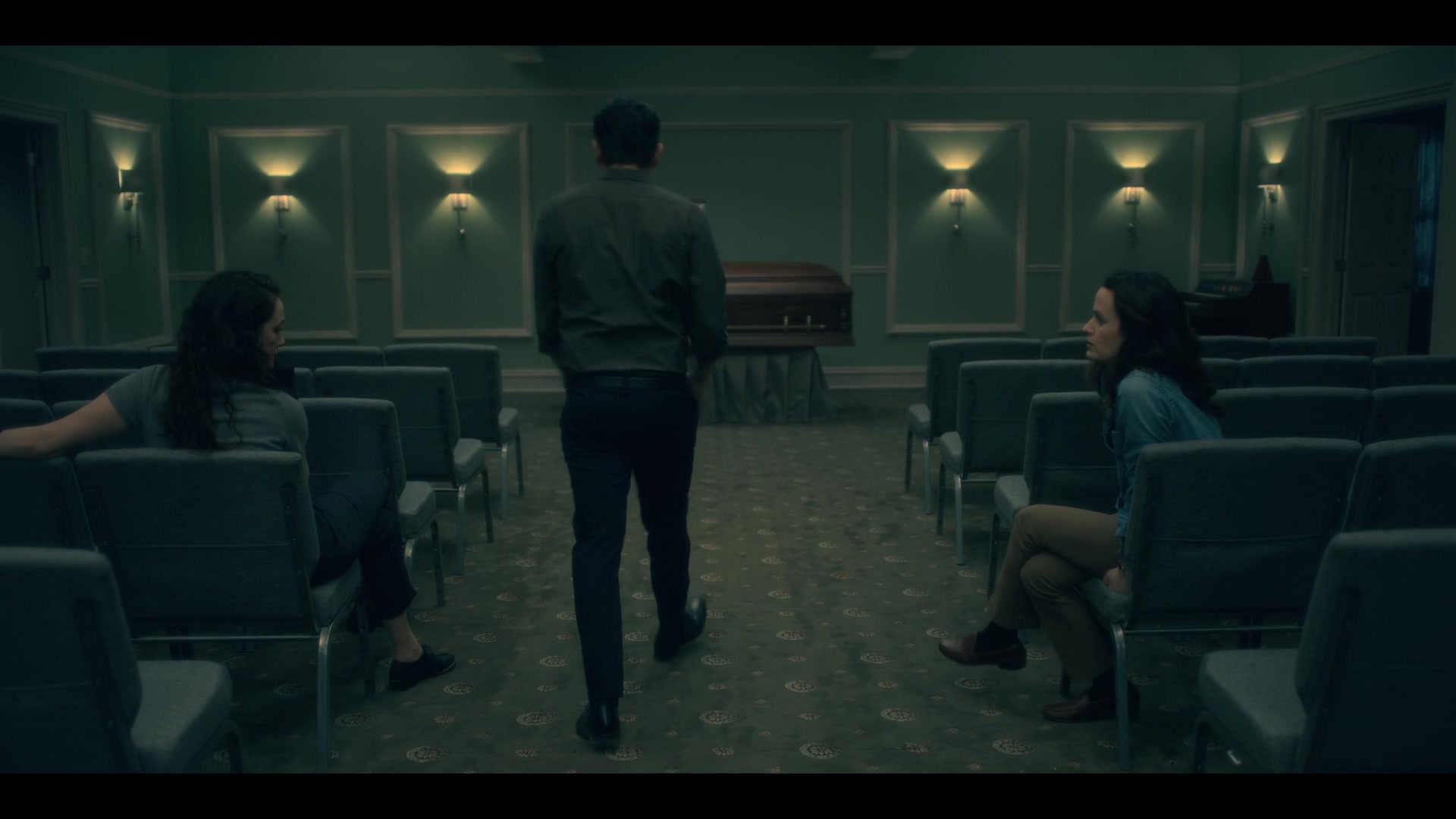 THOHH1x06_0028.jpg THOHH1x06_0028.jpg