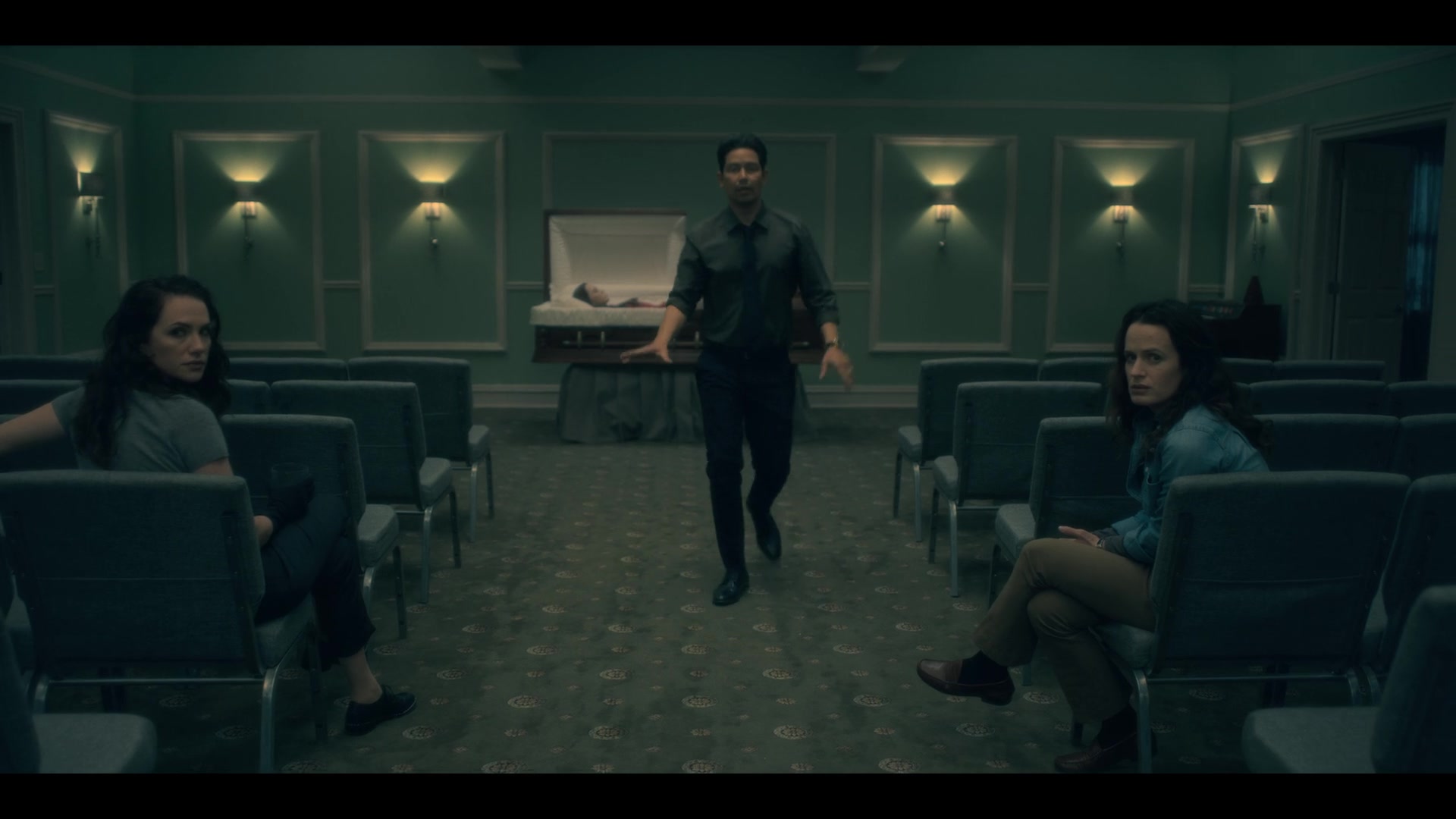 THOHH1x06_0033.jpg THOHH1x06_0033.jpg